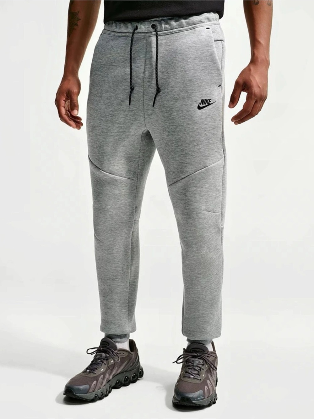 Nike Sportswear Tech Fleece Joggers Gray